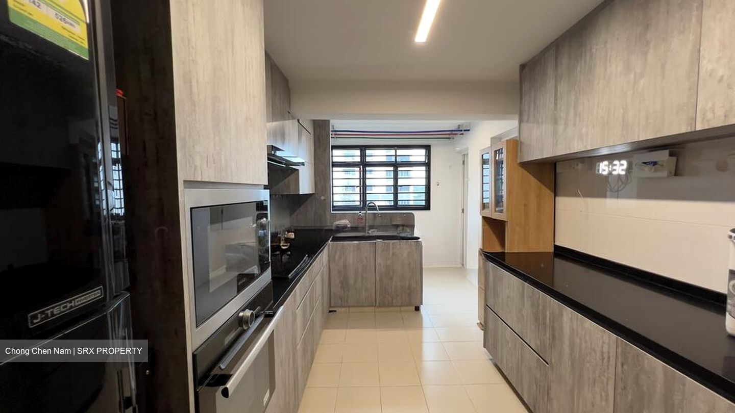 Blk 221 Lorong 8 Toa Payoh (Toa Payoh), HDB 4 Rooms #521157351